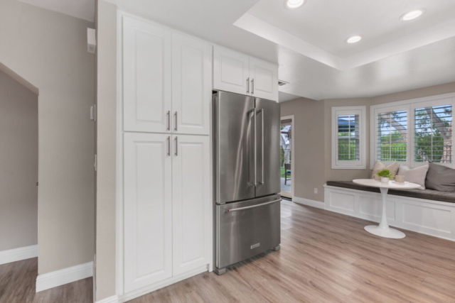 Kitchen & Breakfast Nook